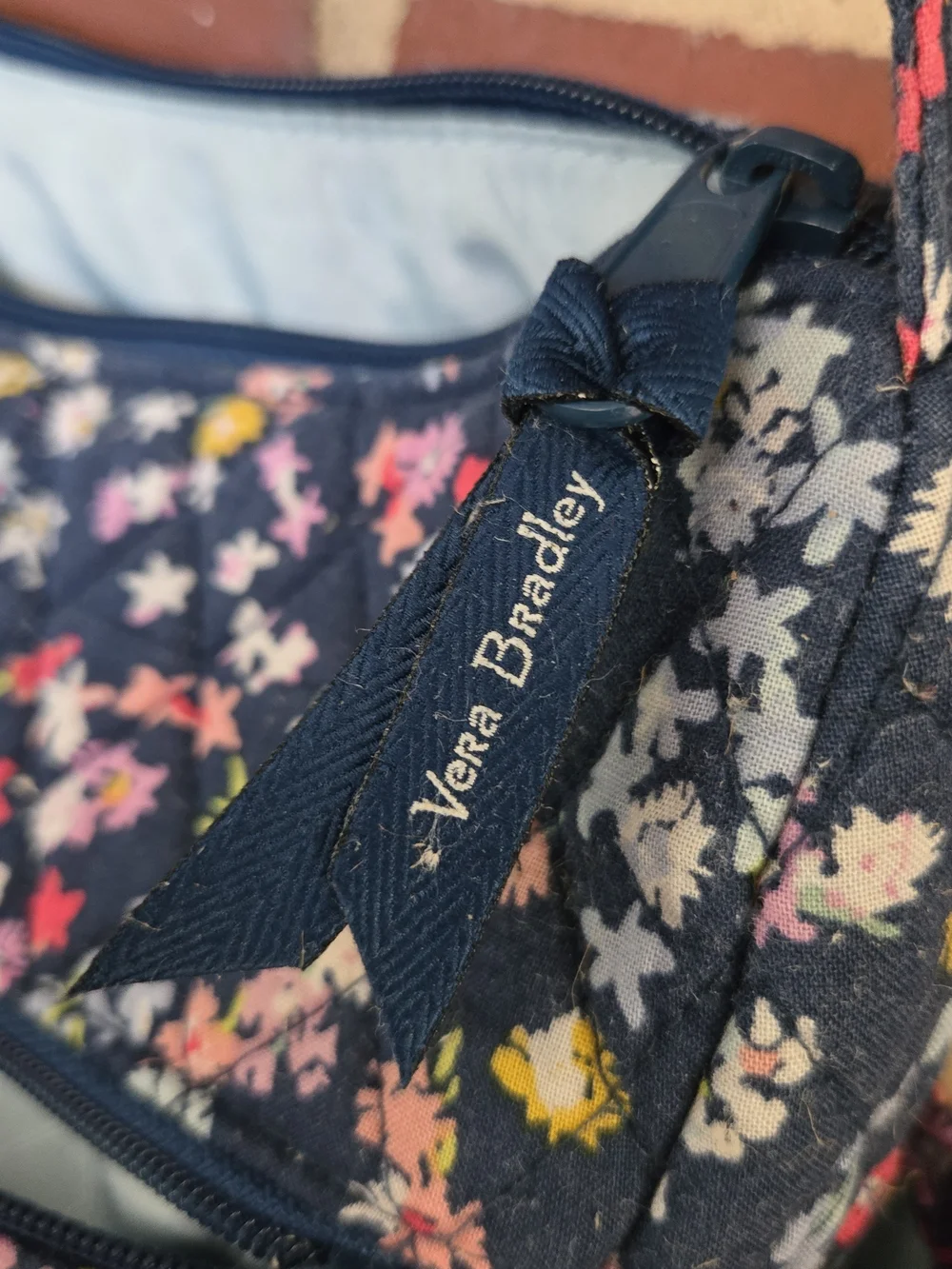 Vera Bradley Scattered Wildflowers Quilted Crossbody Bag Retired Floral Print